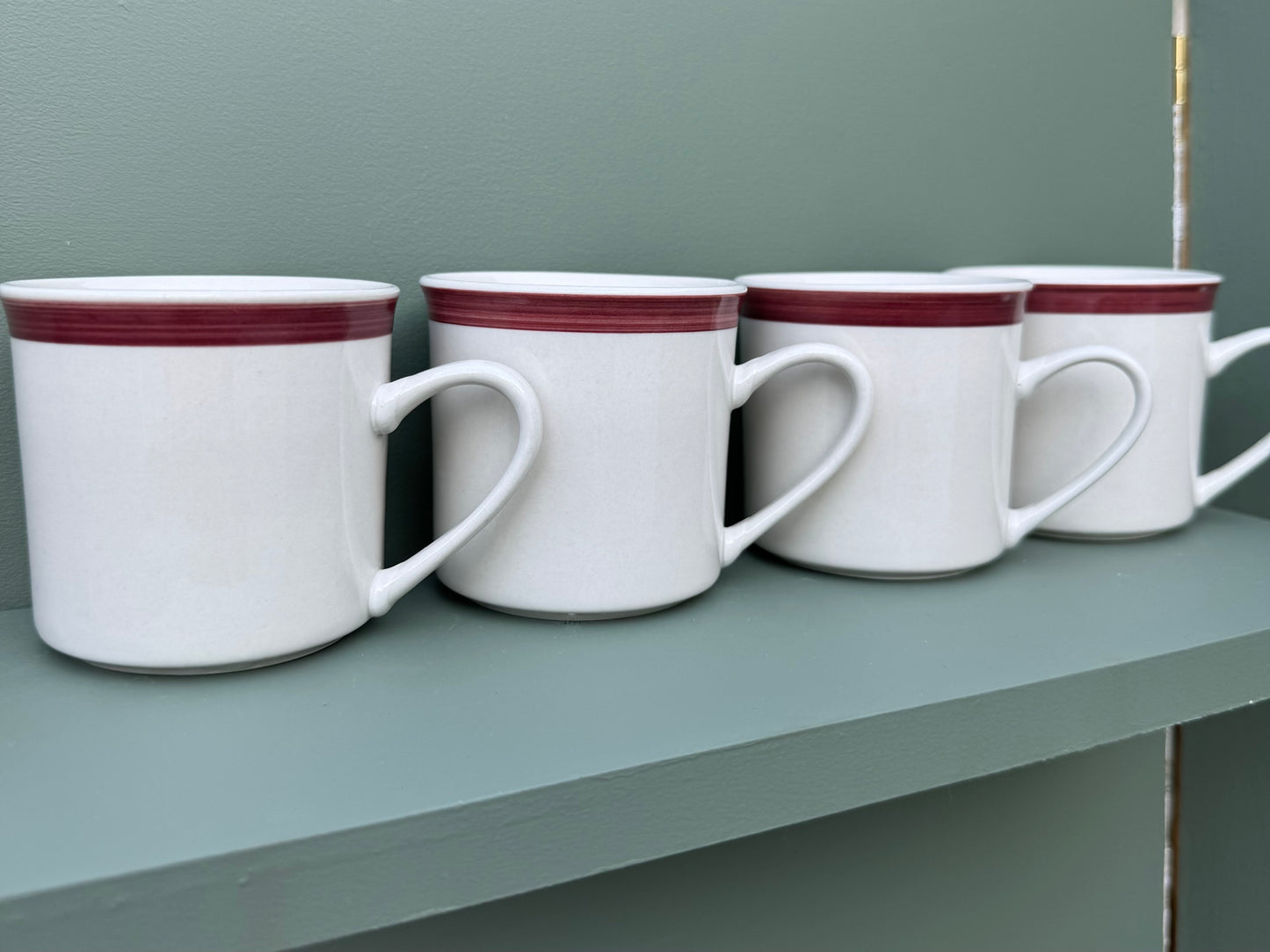 Vintage Mug Set